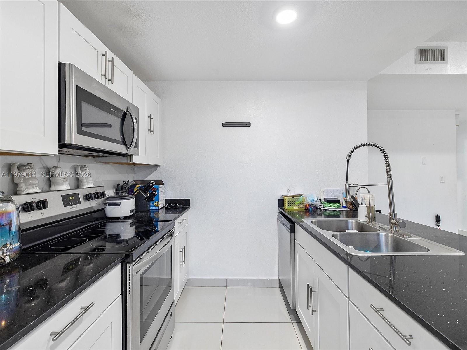 PARADISE GARDENS - Residential