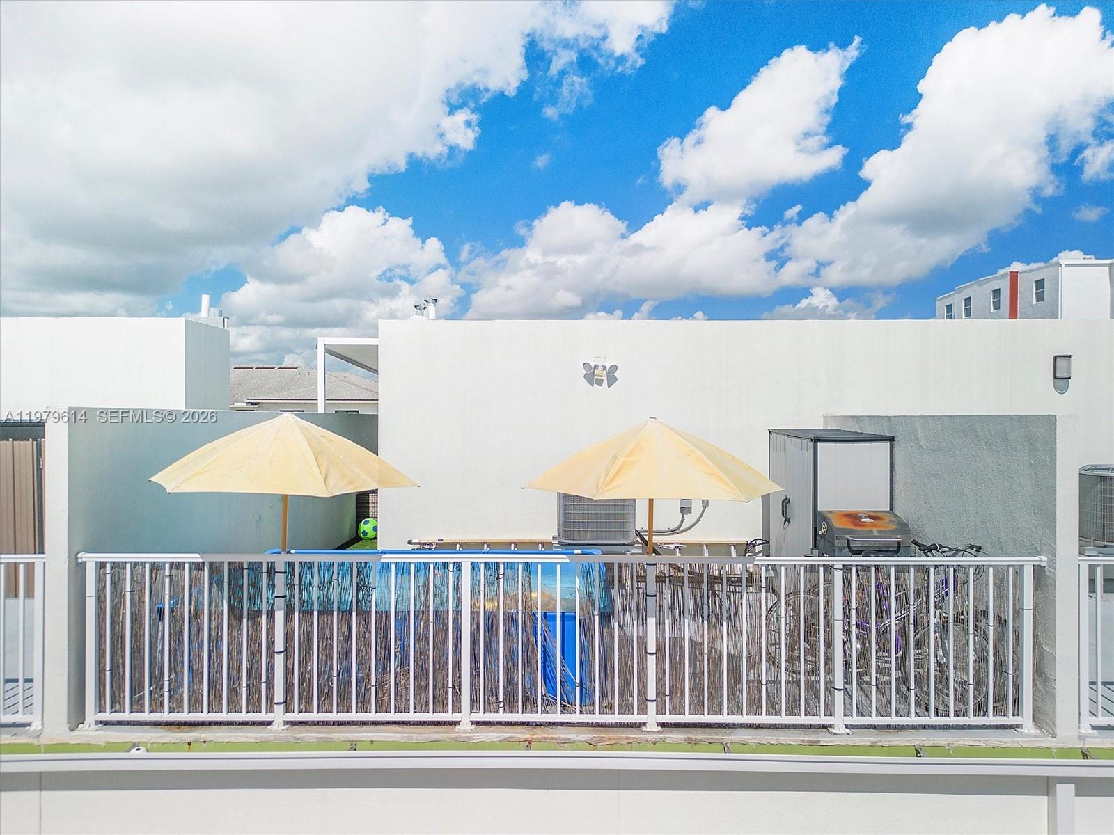 PARADISE GARDENS - Residential