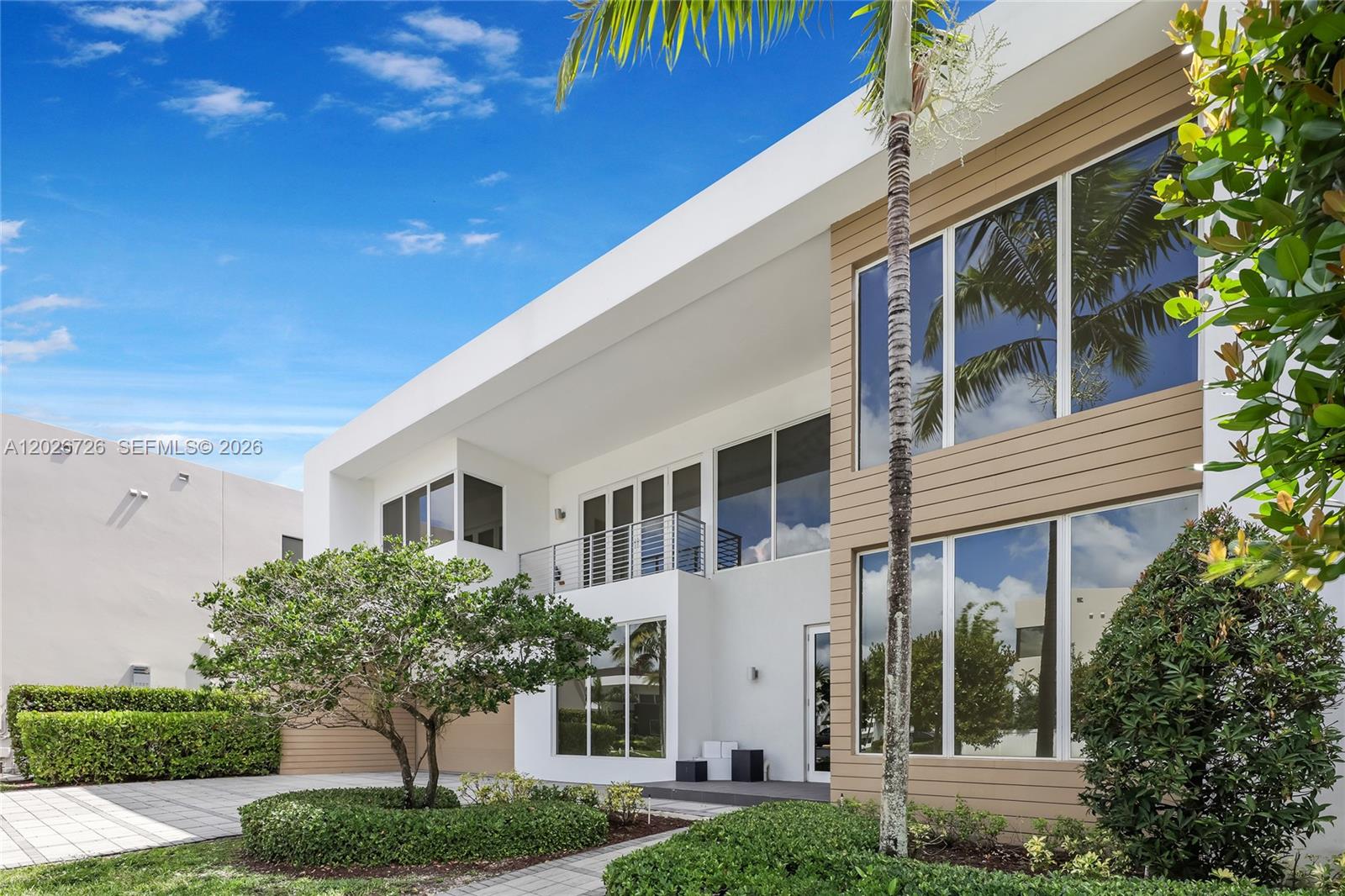 DORAL COMMONS RESIDENTIAL - Residential