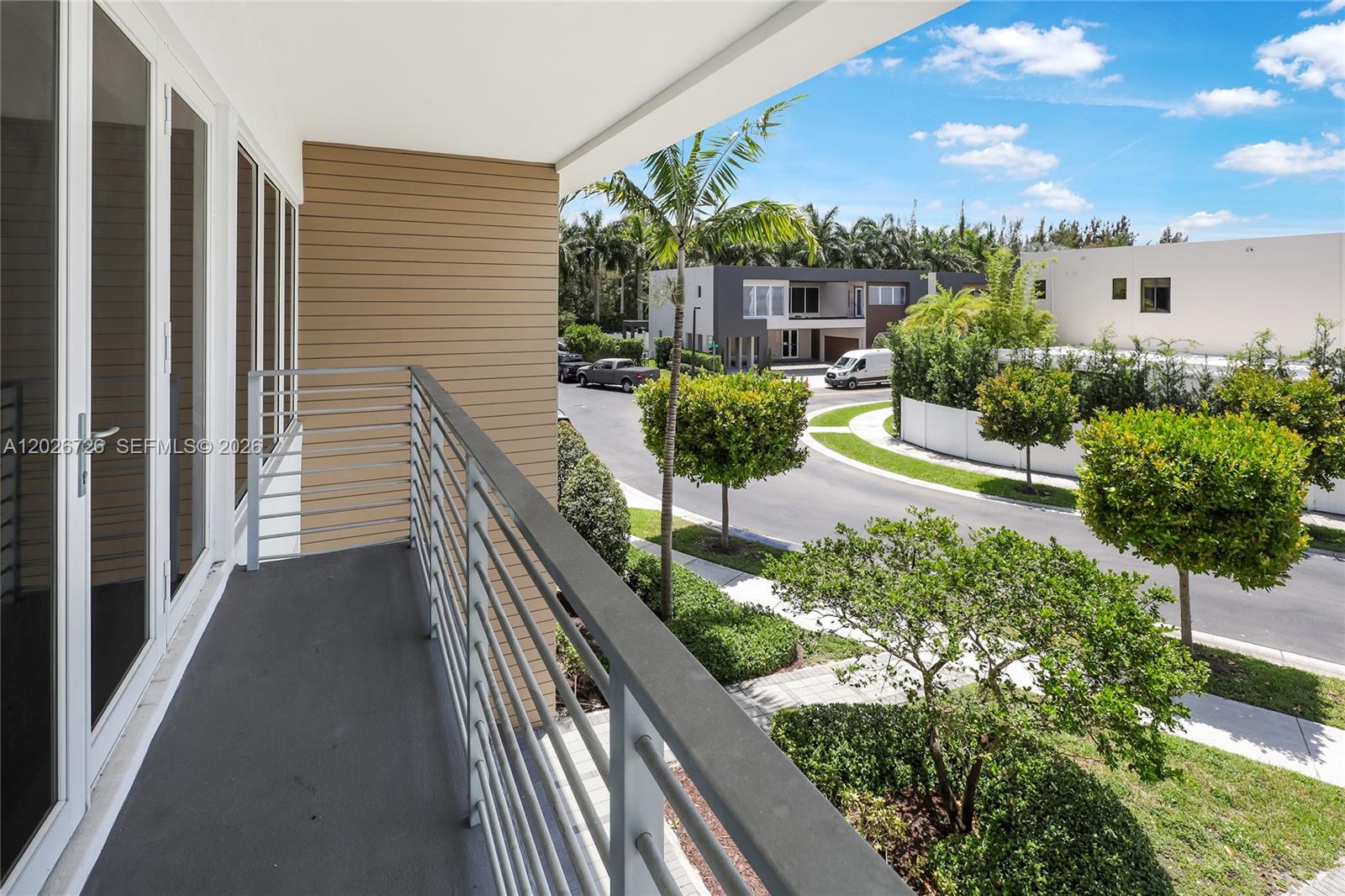 DORAL COMMONS RESIDENTIAL - Residential