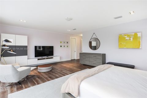 Tiny photo for 7441 NW 102nd Ct, Doral, FL 33178 (MLS # A12026726)