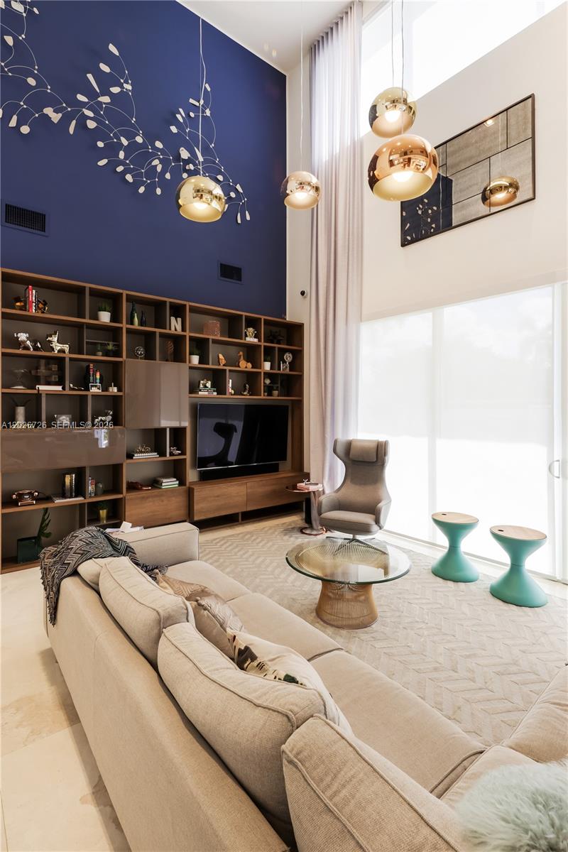DORAL COMMONS RESIDENTIAL - Residential