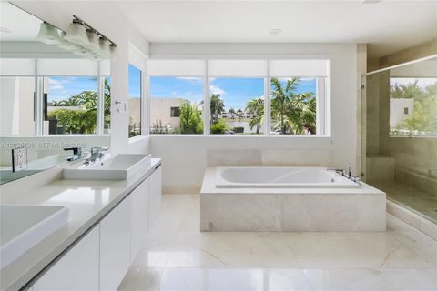 Tiny photo for 7441 NW 102nd Ct, Doral, FL 33178 (MLS # A12026726)