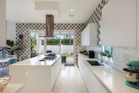 Tiny photo for 7441 NW 102nd Ct, Doral, FL 33178 (MLS # A12026726)
