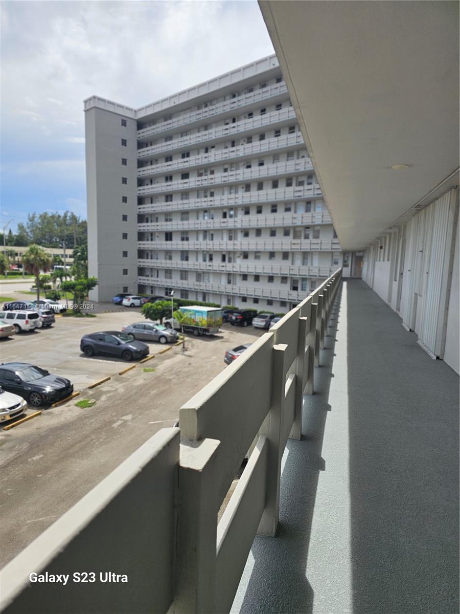 FIFITH MOORINGS CONDO - Residential