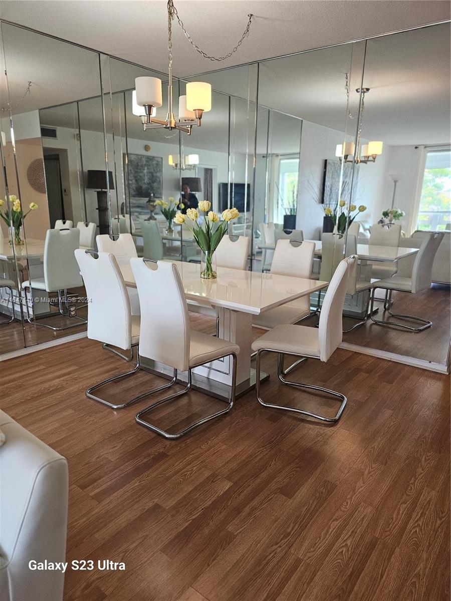 FIFITH MOORINGS CONDO - Residential