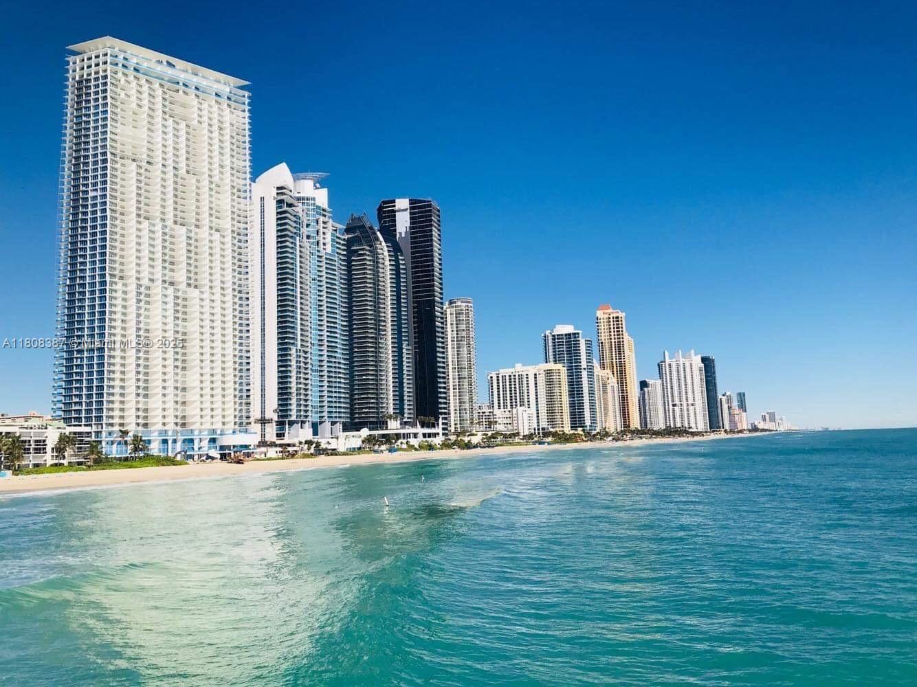 Rental Property at 17021 N Bay Rd 721, Sunny Isles Beach, Miami-Dade County, Florida - Bedrooms: 1 
Bathrooms: 2  - $2,200 MO.