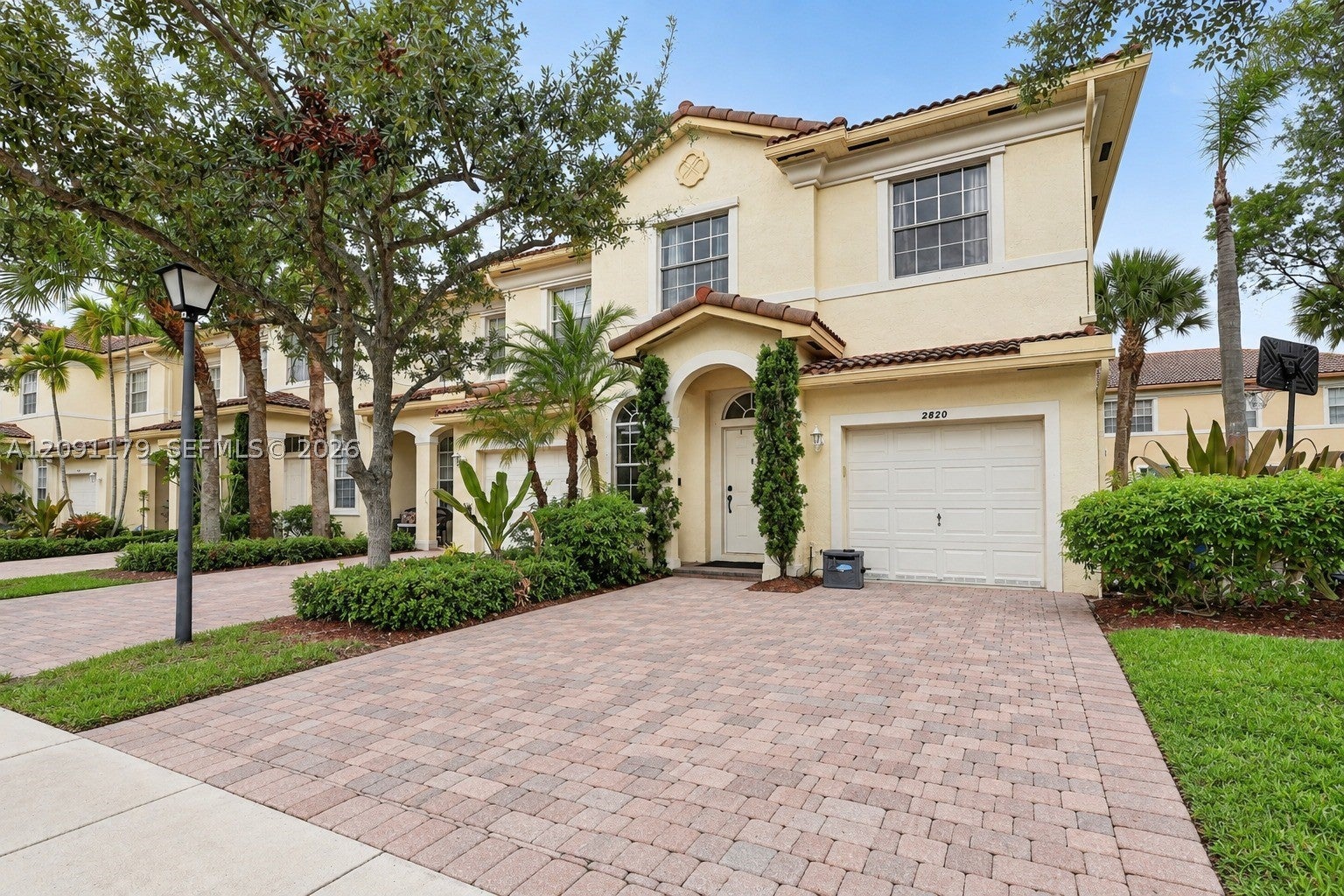 2820 SW 84th Ter 105, Miramar, FL, 33025/$519,000 1 2820 SW 84th Ter 105