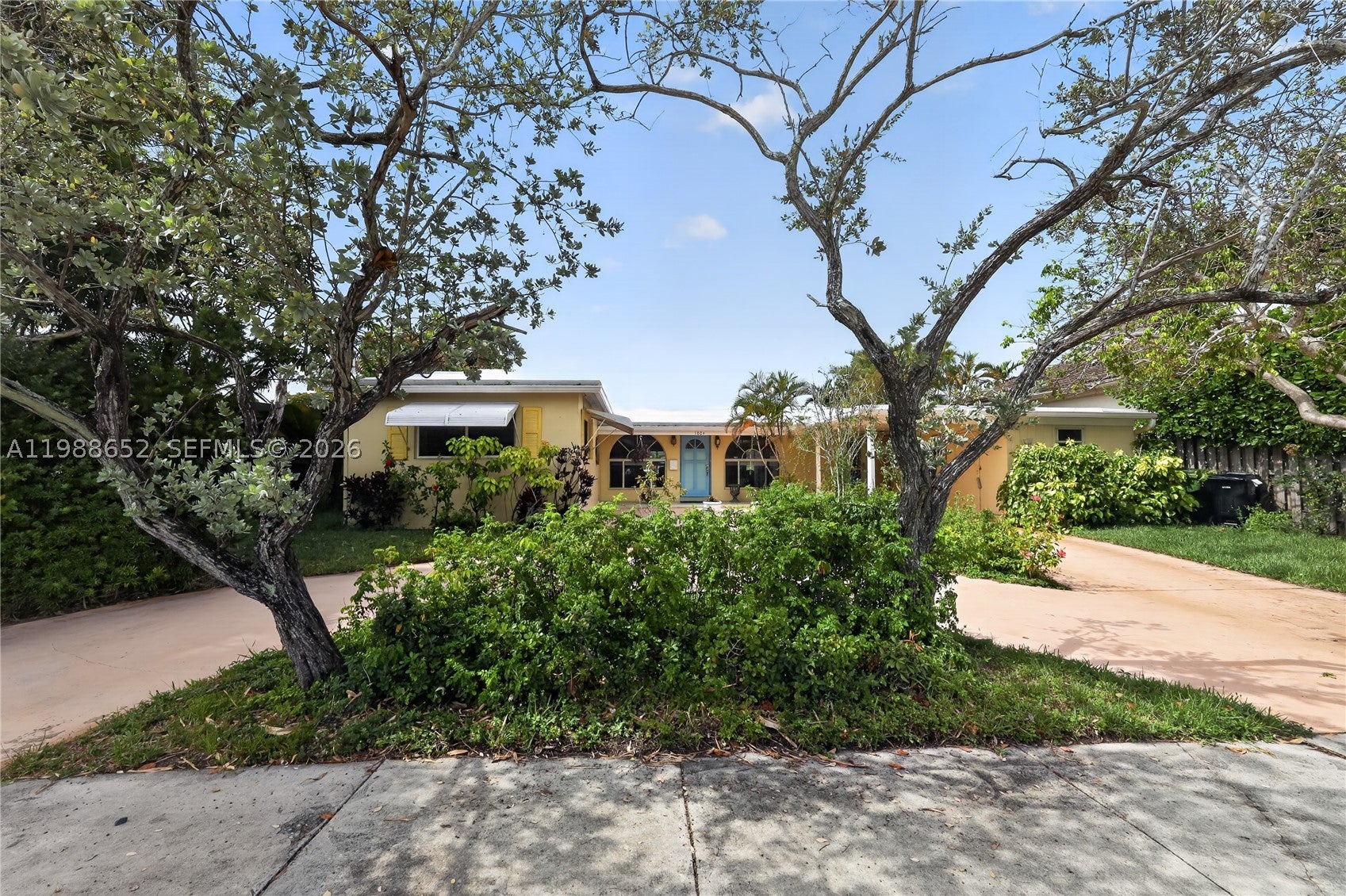 1004 Mandarin Isle