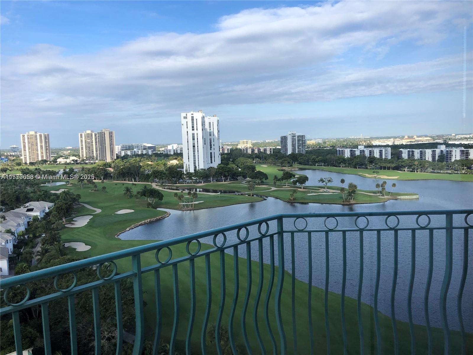 20000 E Country Club Dr TS02
