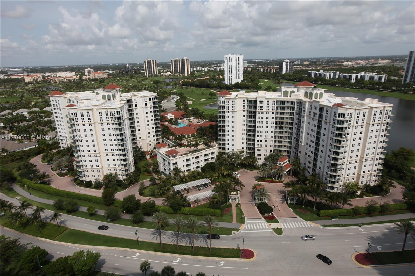 20000 E Country Club Dr Ts02, Aventura, Miami-Dade County, Florida - 2 Bedrooms  
2 Bathrooms - 