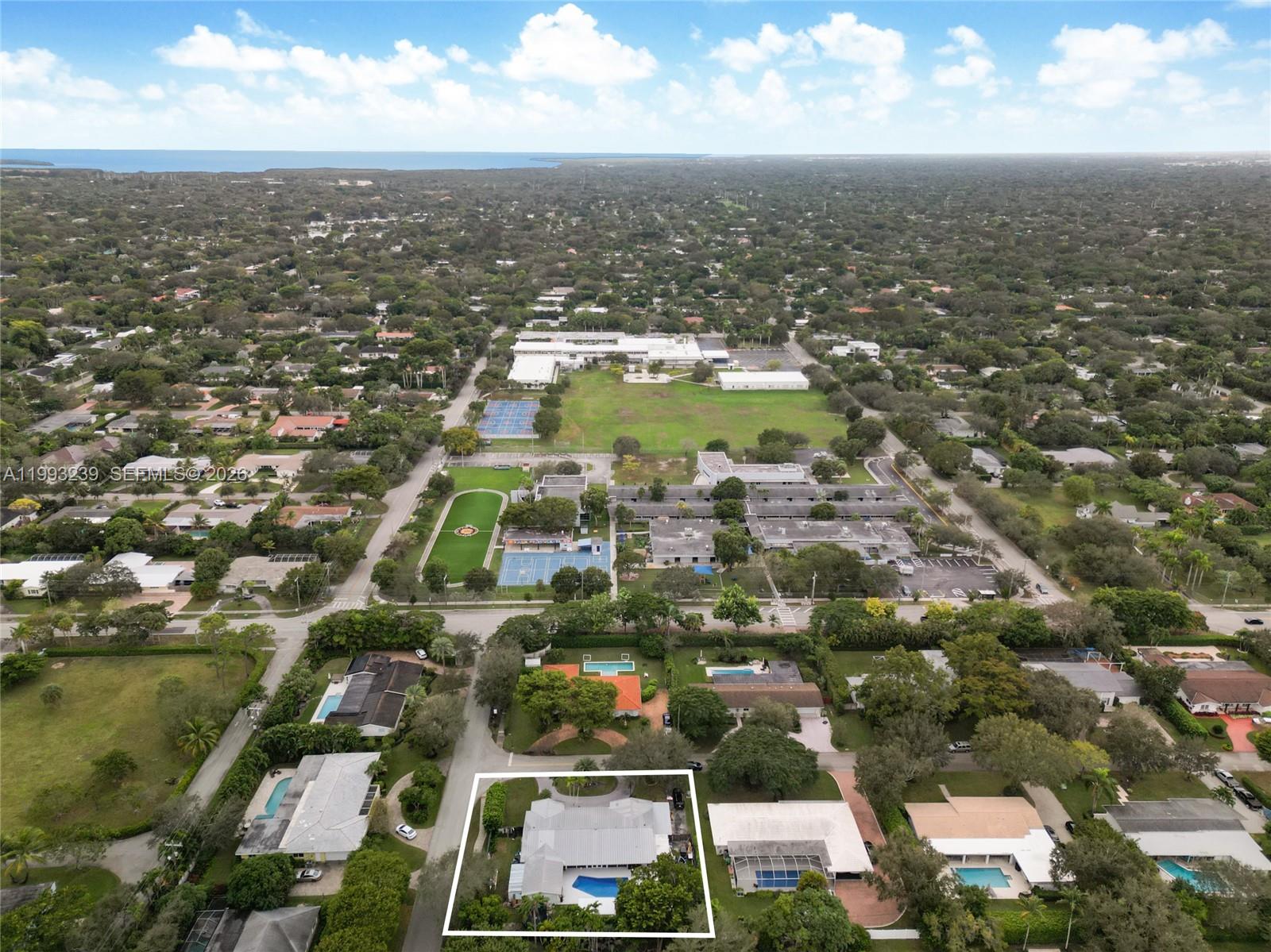 HALLMARK HGTS ESTS 7TH AD - Residential