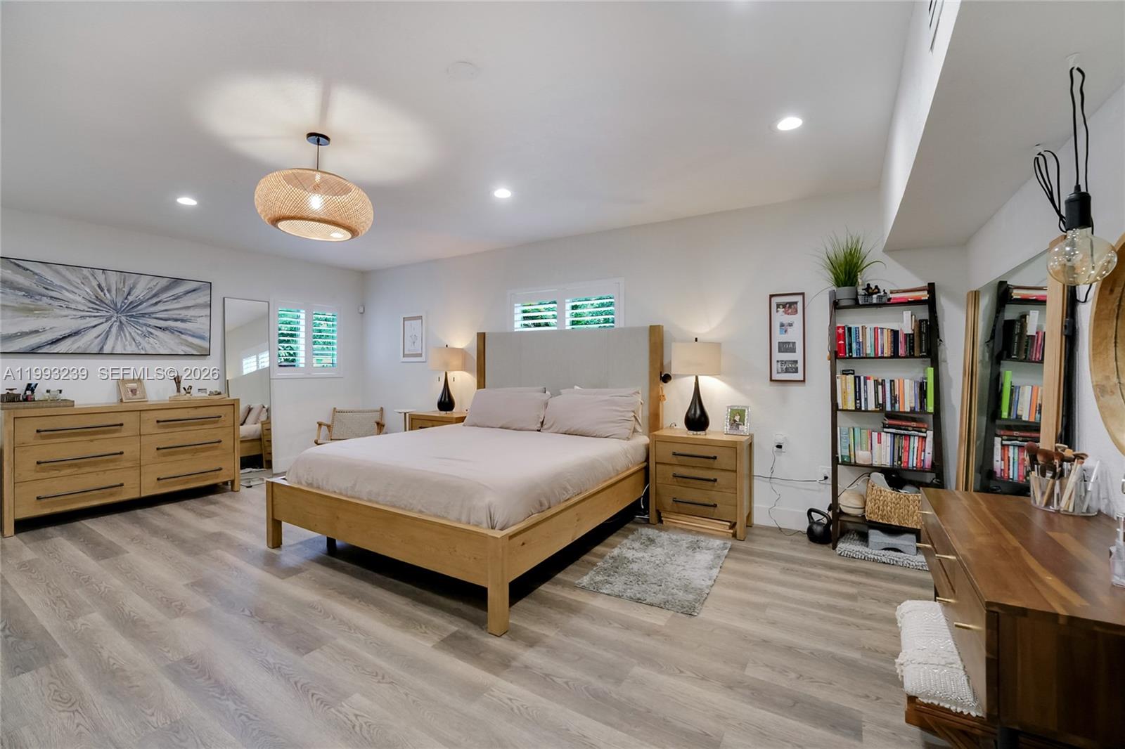 HALLMARK HGTS ESTS 7TH AD - Residential