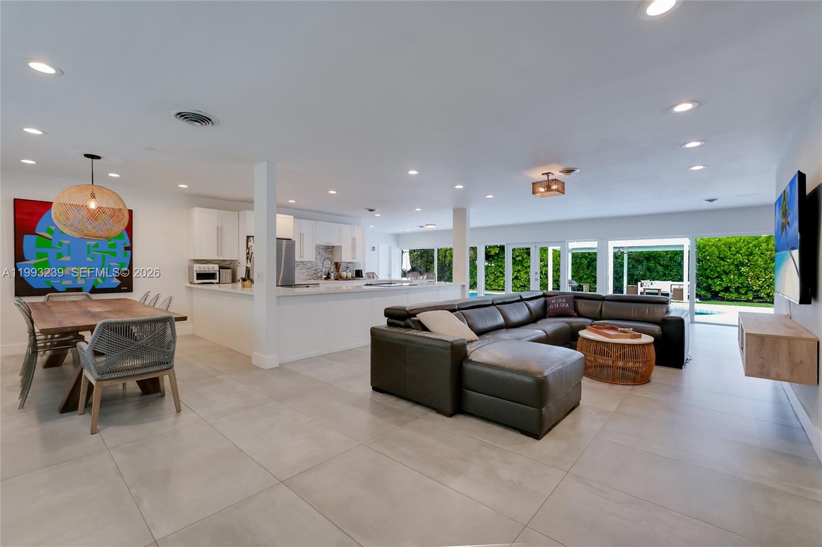 HALLMARK HGTS ESTS 7TH AD - Residential