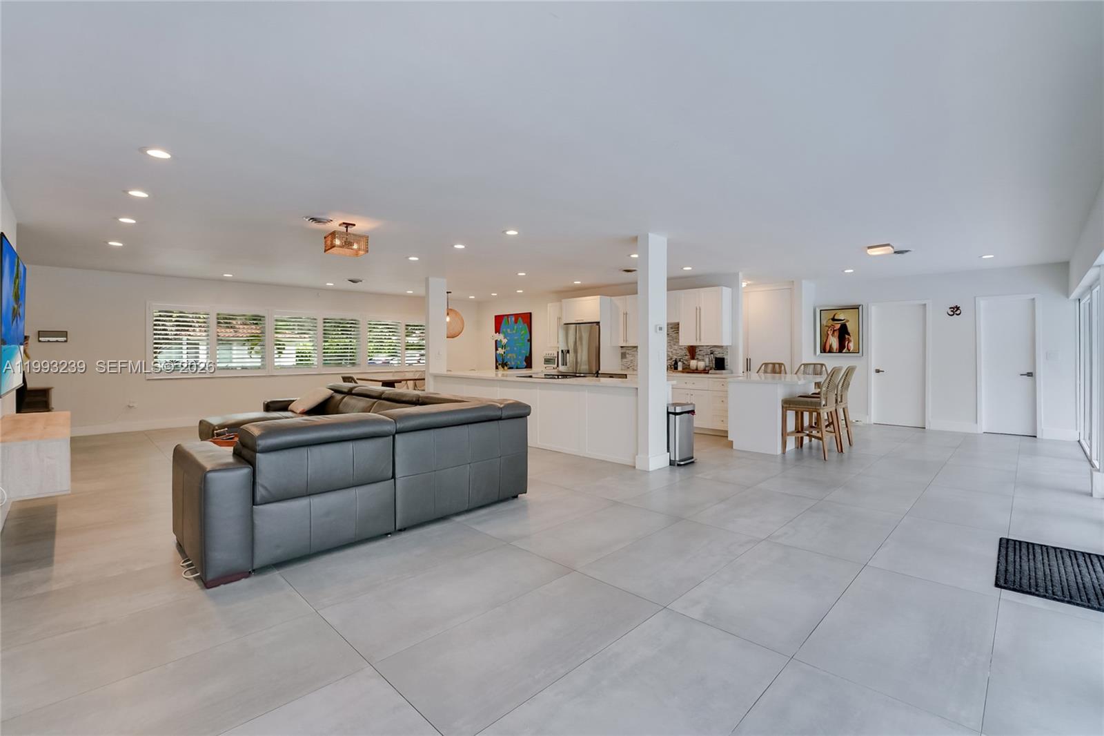 HALLMARK HGTS ESTS 7TH AD - Residential