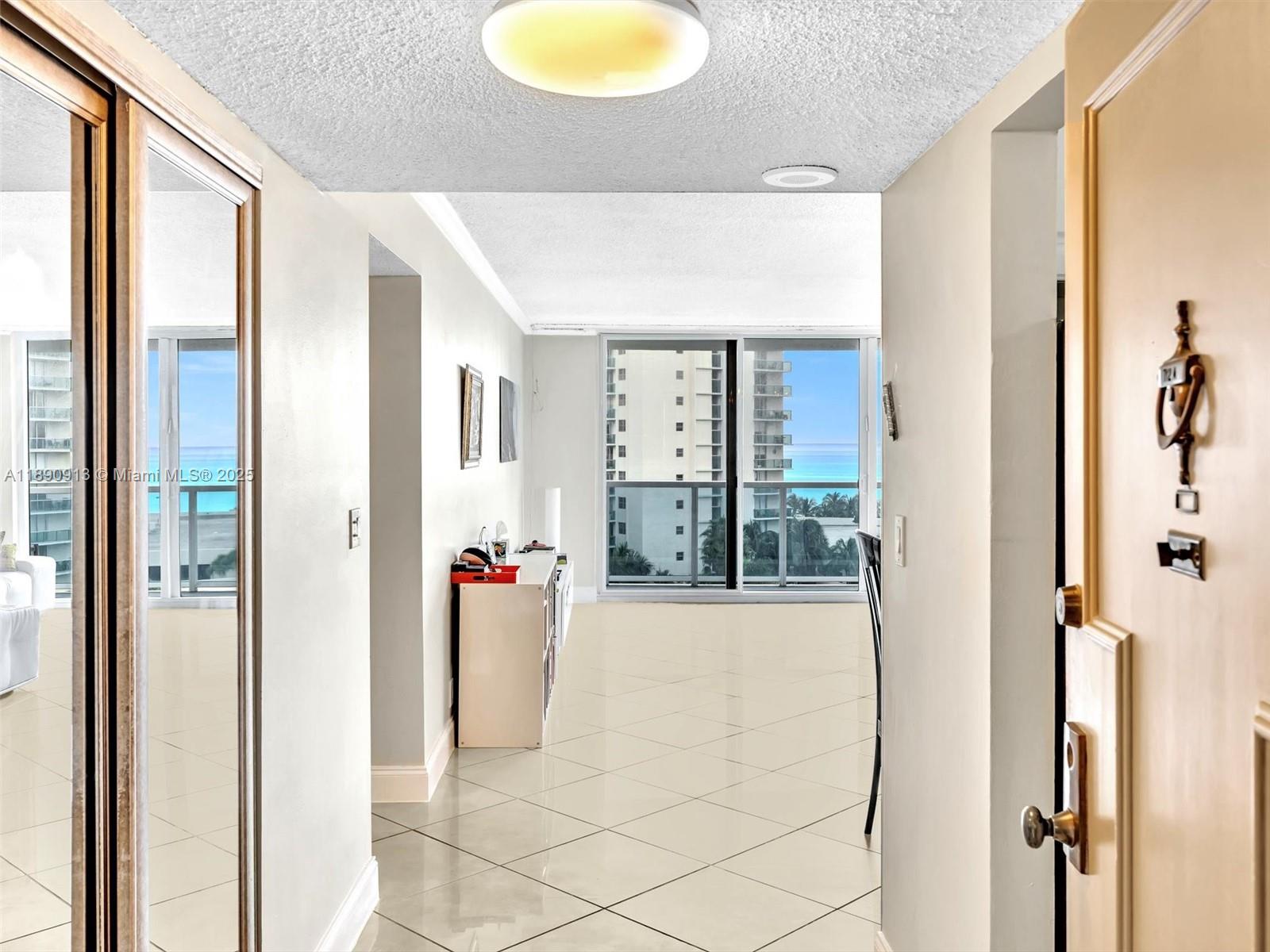 HALLMARK OF HOLLYWOOD CON - Residential Lease