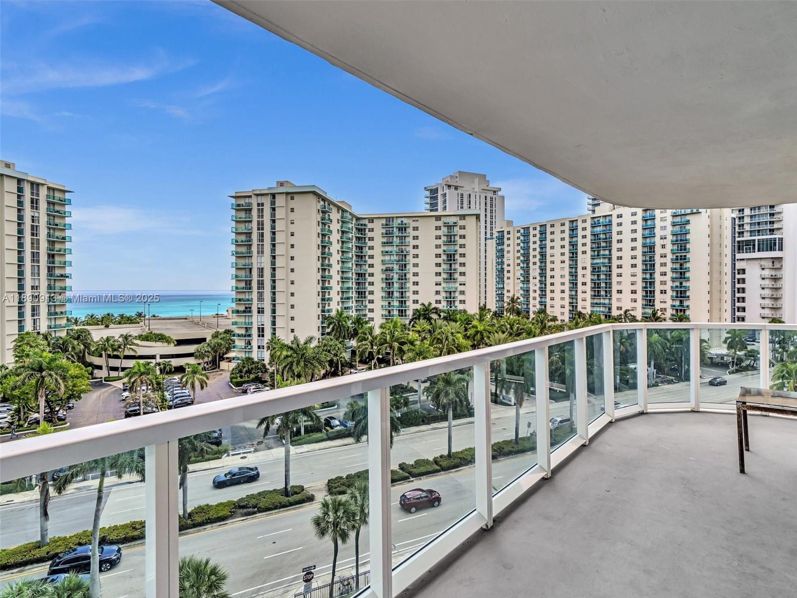 HALLMARK OF HOLLYWOOD CON - Residential Lease