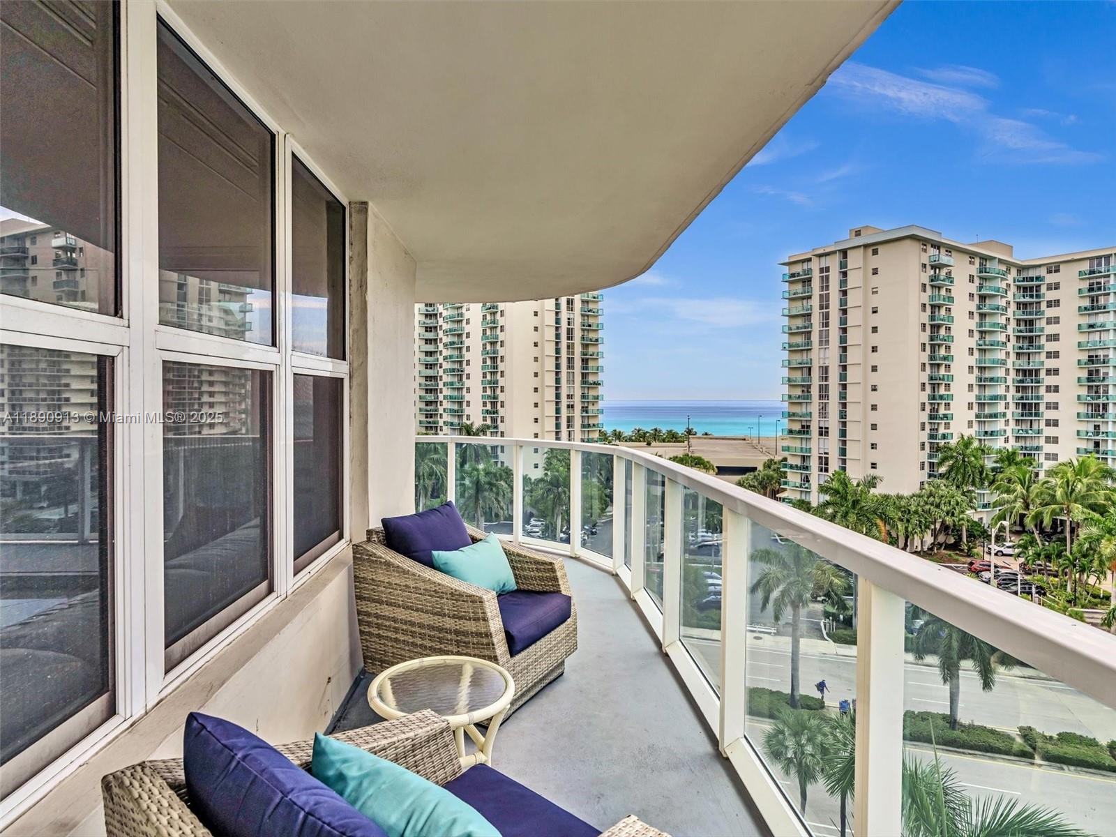 HALLMARK OF HOLLYWOOD CON - Residential Lease