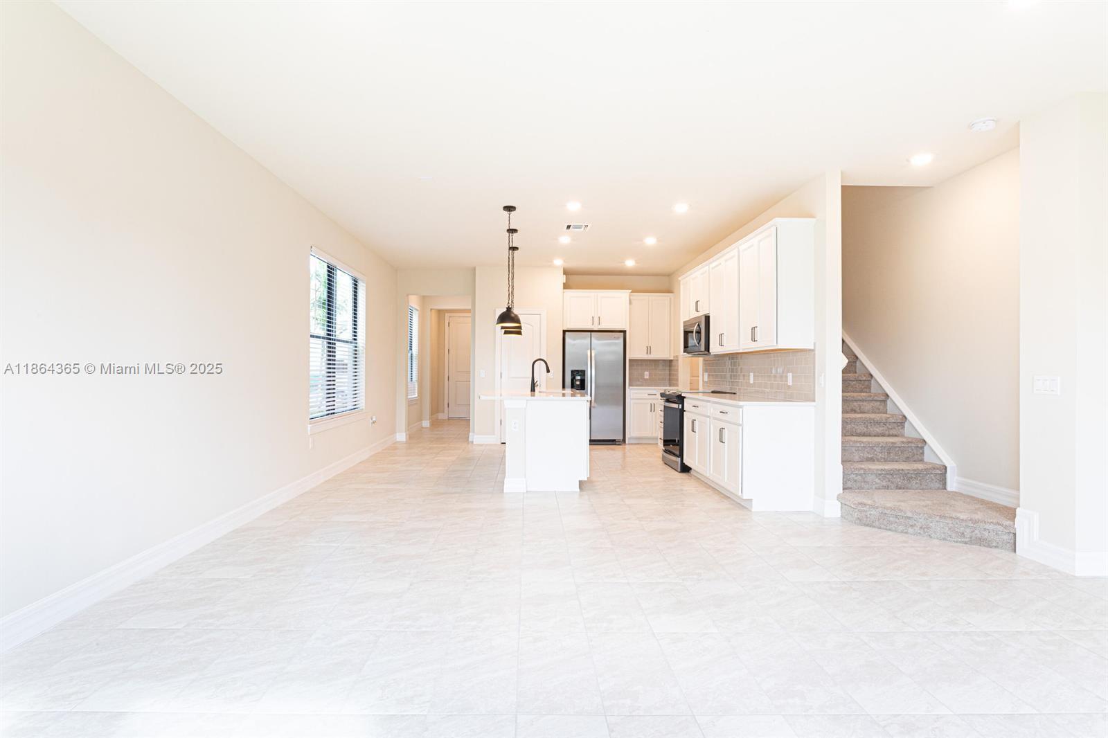 FIELDS AT GULFSTREAM POLO - Residential Lease