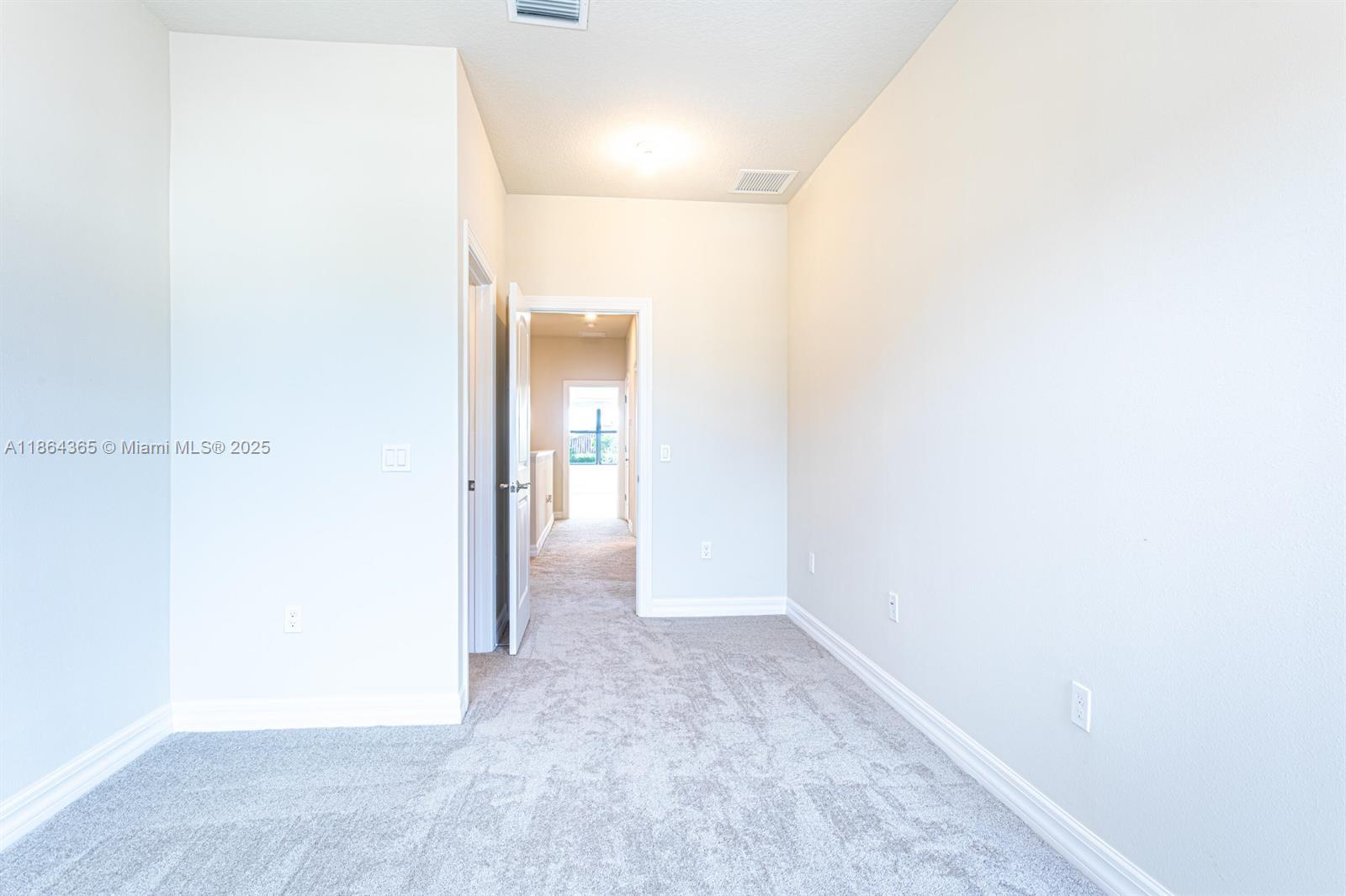 FIELDS AT GULFSTREAM POLO - Residential Lease