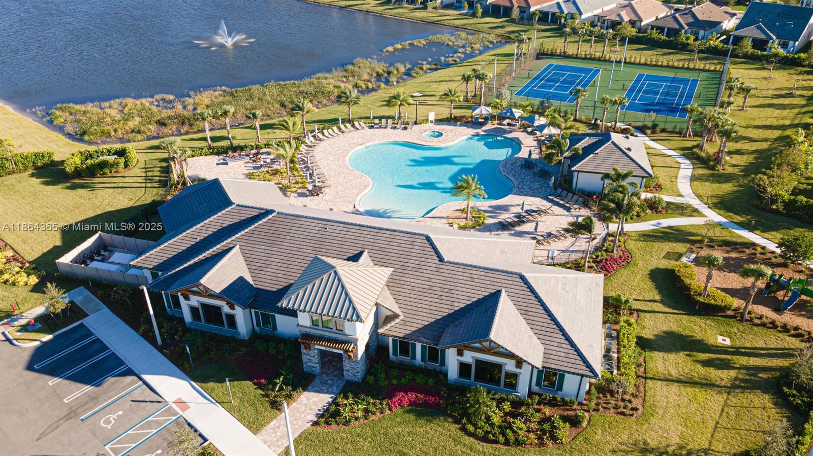 FIELDS AT GULFSTREAM POLO - Residential Lease