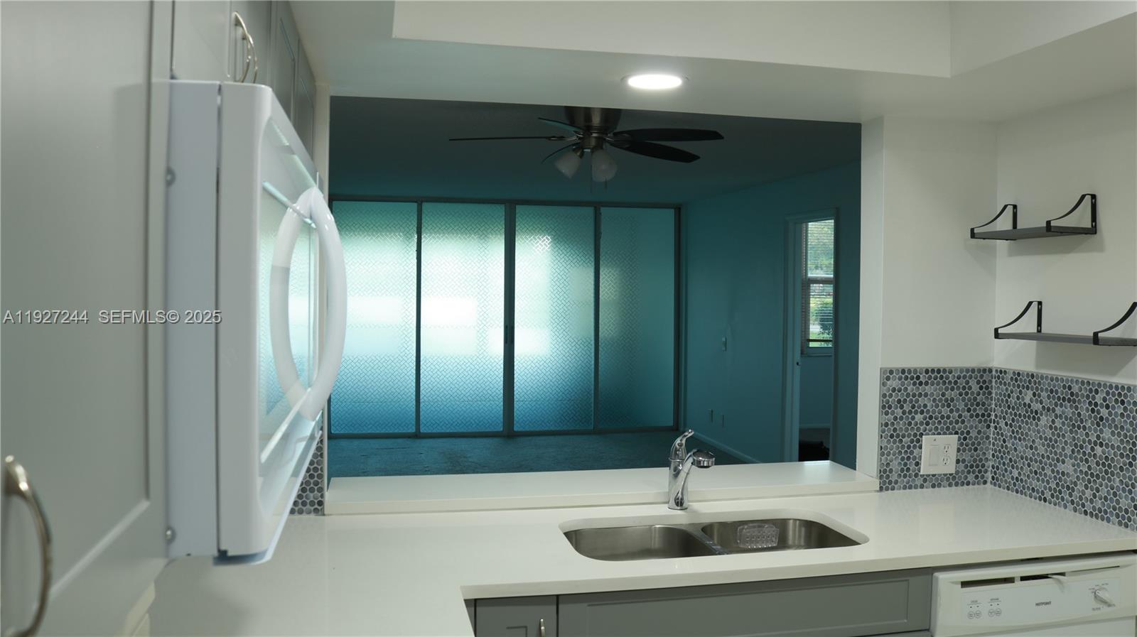 EVERGREEN THREE OF PINE I - Residential Lease