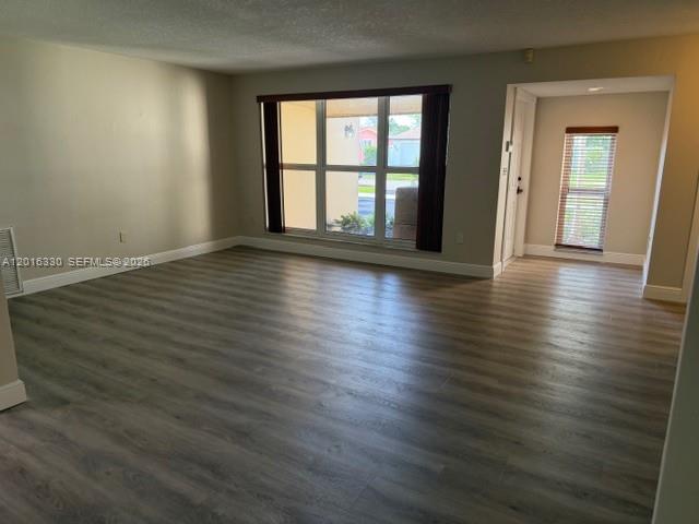 NOB HILL ESTATES 1 SEC - Residential Lease