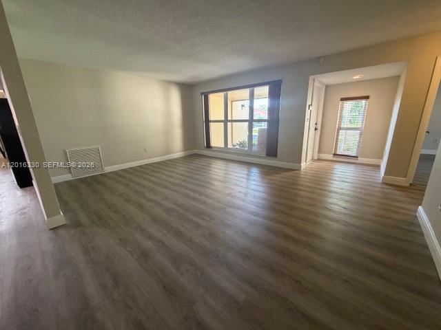 NOB HILL ESTATES 1 SEC - Residential Lease