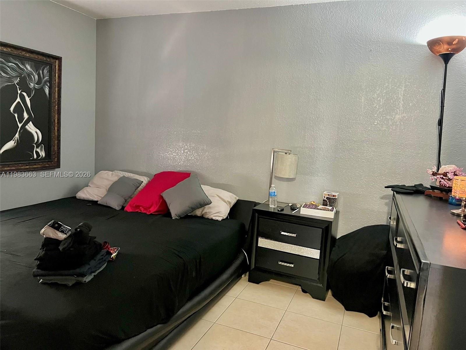 GARDENS AT PEMBROKE LAKES - Residential Lease