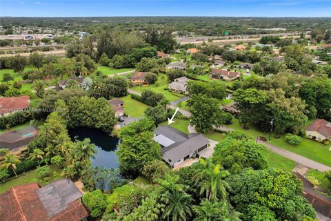 A home in Plantation