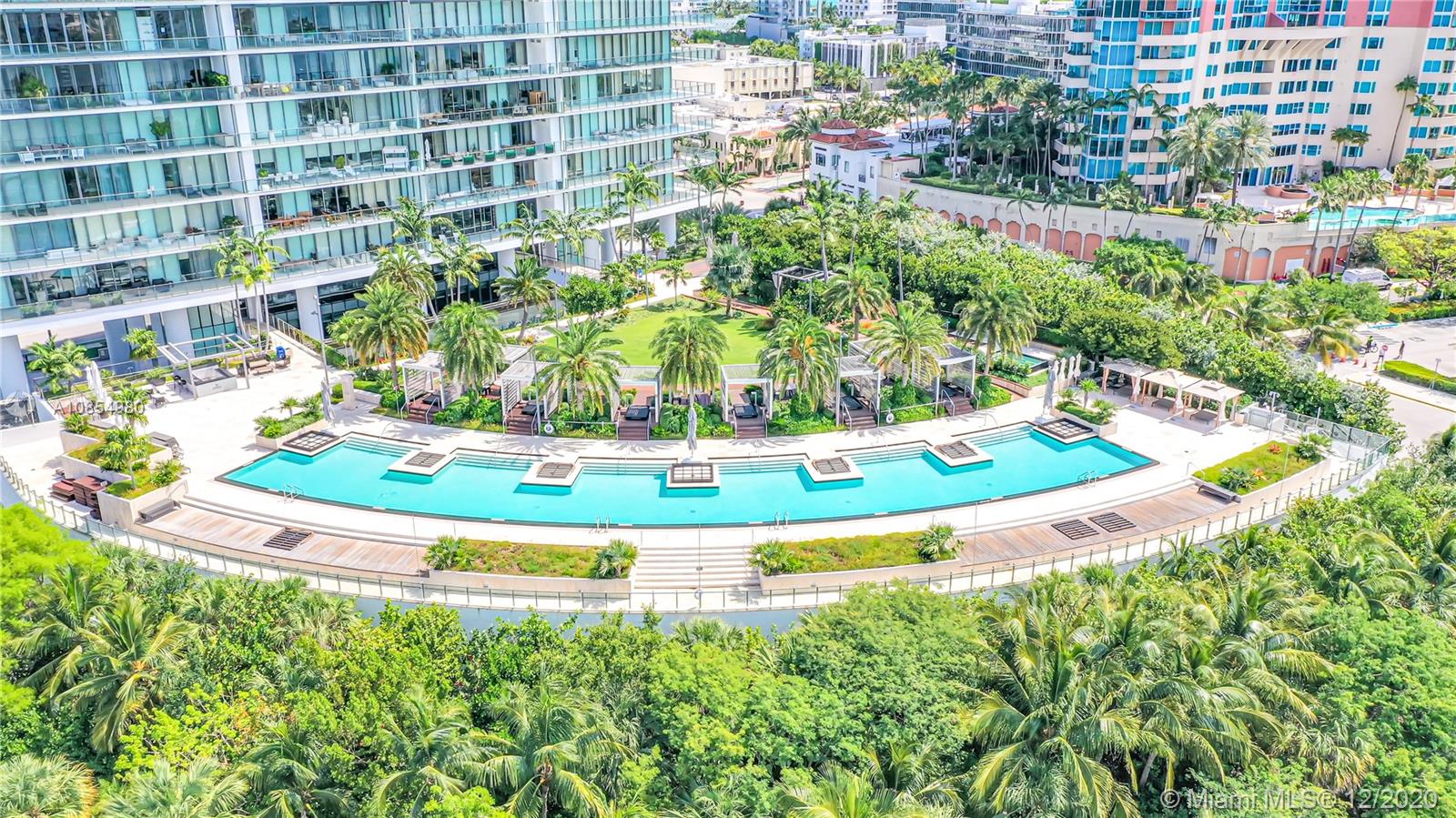 APOGEE CONDO - Residential