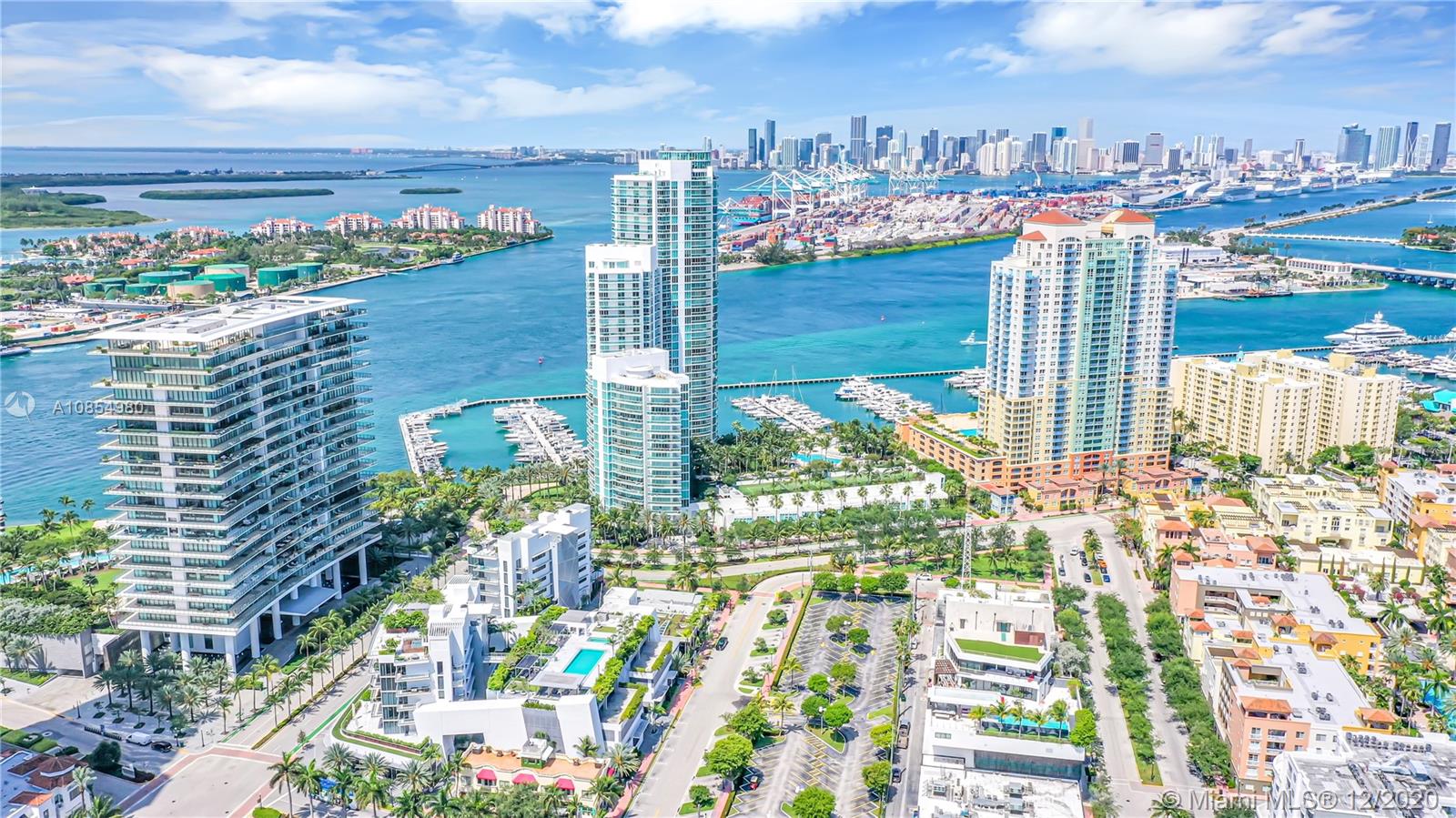 APOGEE CONDO - Residential