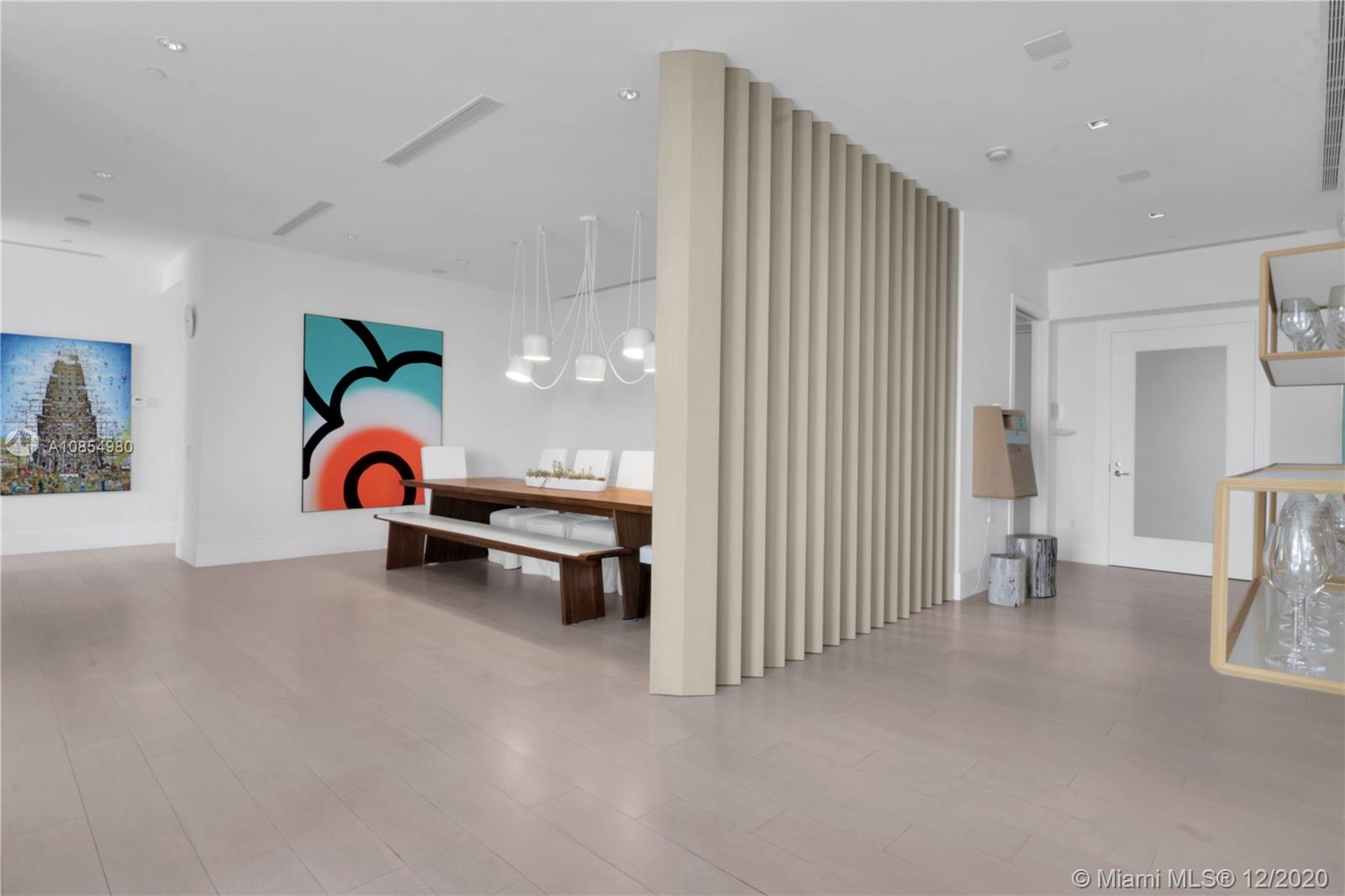 APOGEE CONDO - Residential