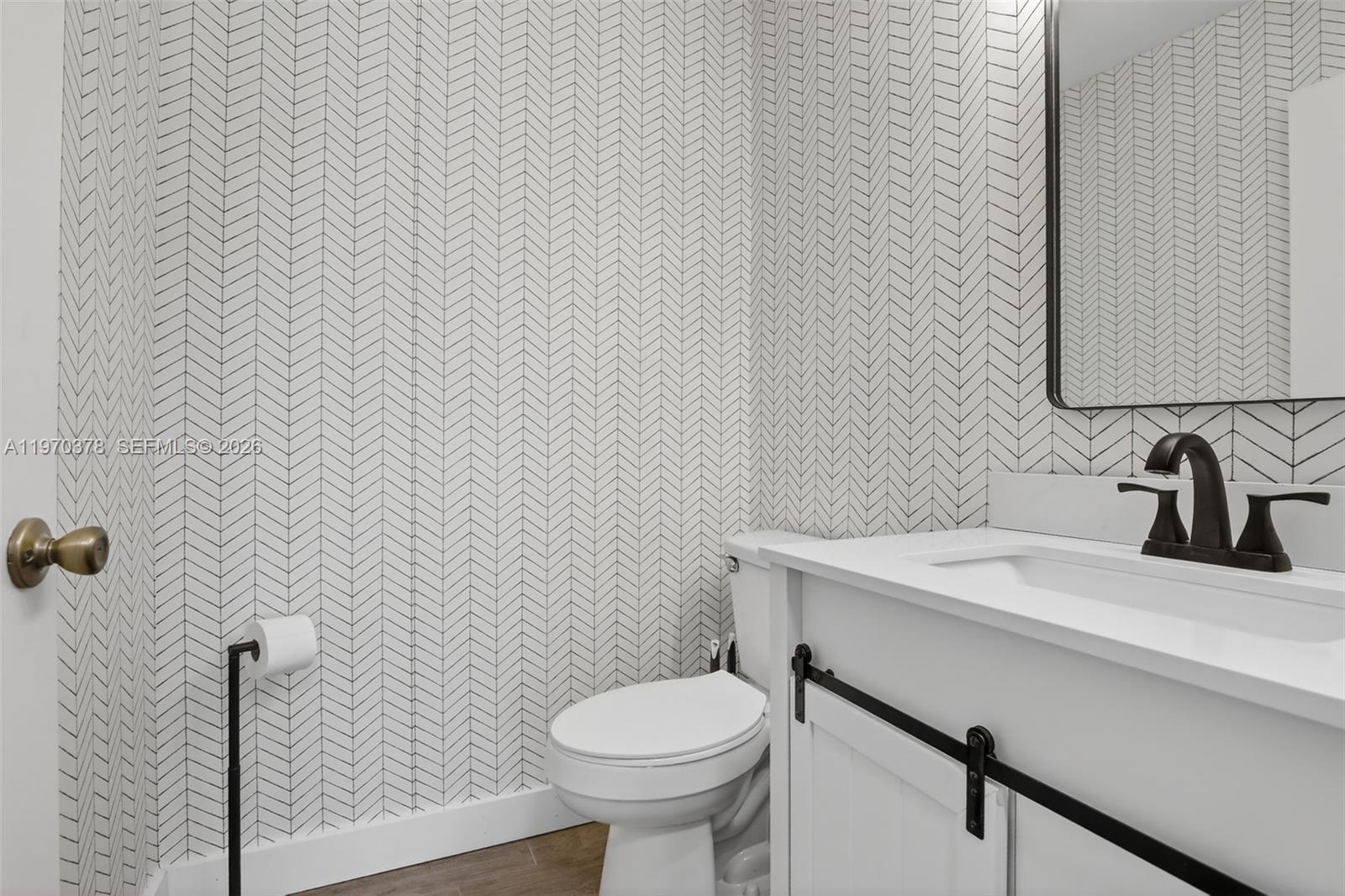 HAWKES BLUFF - Residential