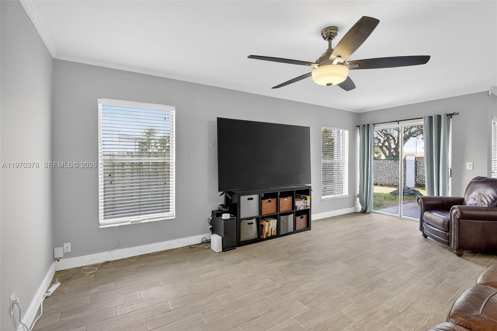 HAWKES BLUFF - Residential