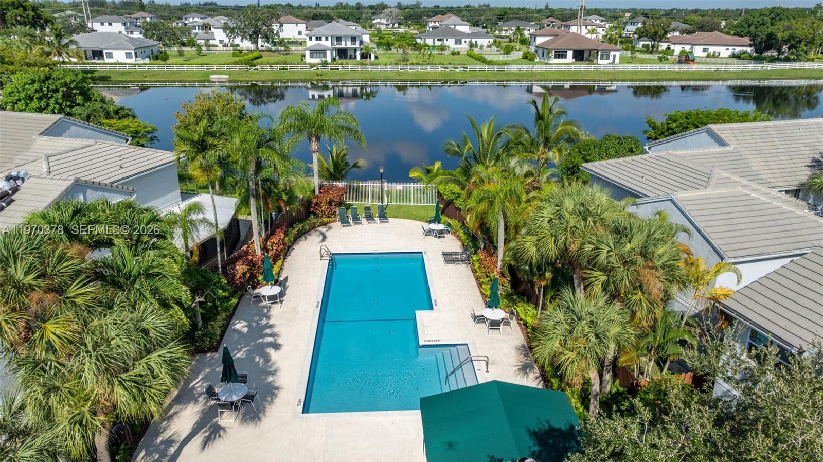 HAWKES BLUFF - Residential