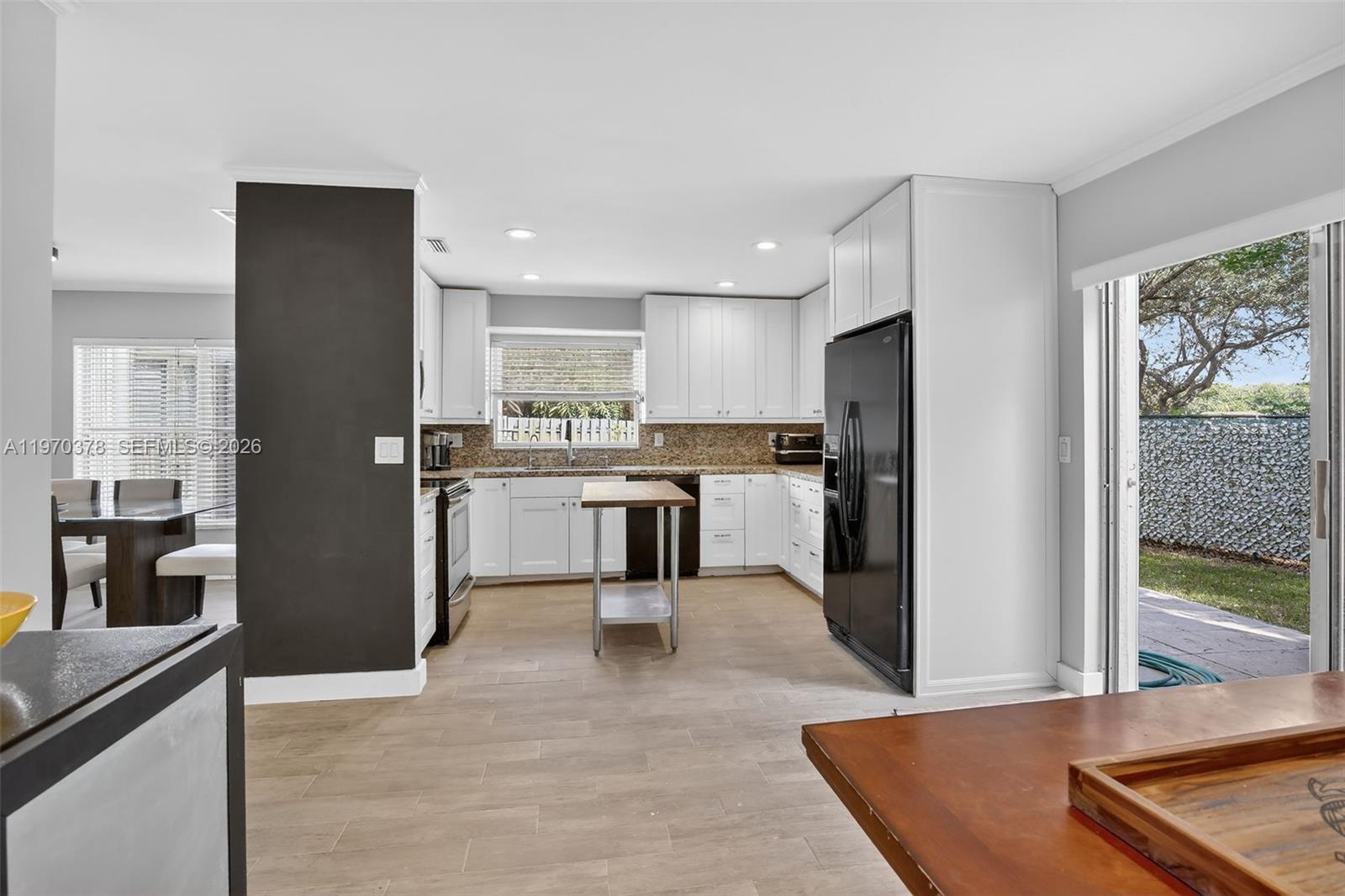 HAWKES BLUFF - Residential