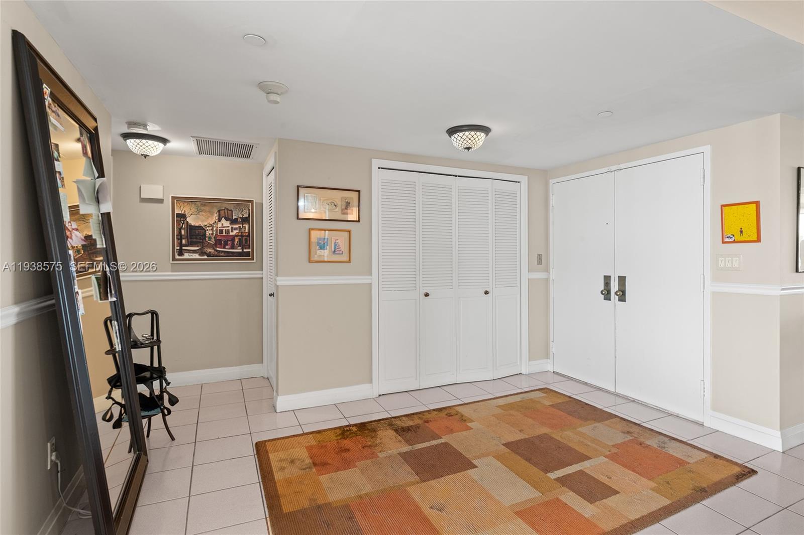 JOCKEY CLUB III CONDO - Residential