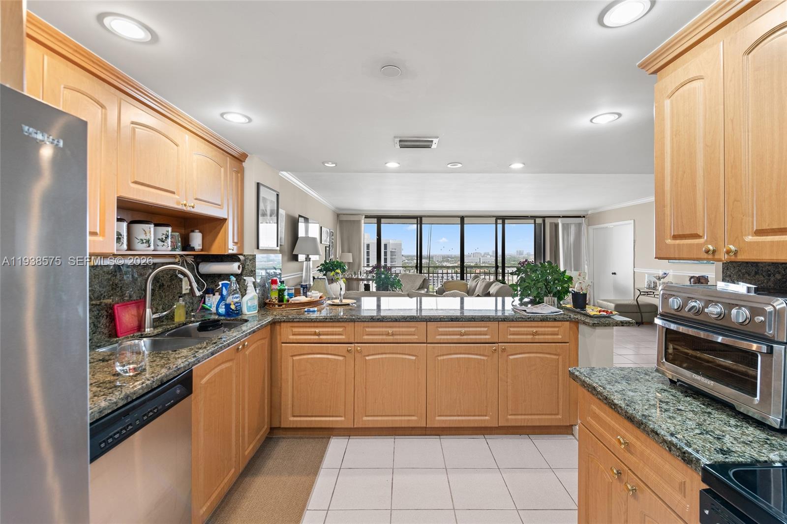 11113 Biscayne Blvd 1554