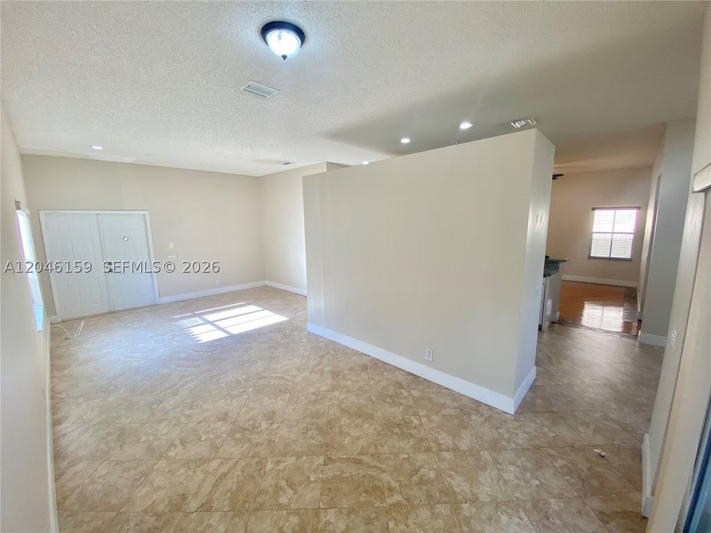 Photo of 837 Tanglewood Cir #., Weston, FL 33327 (MLS # A12046159)