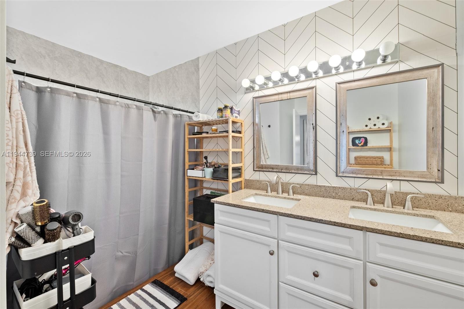 SECTOR 5 PARCEL - Residential