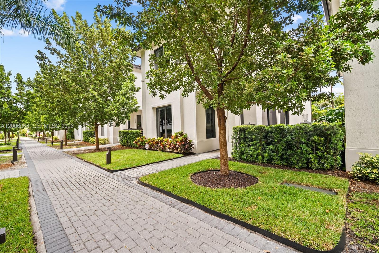 CANARIAS EAST - Residential