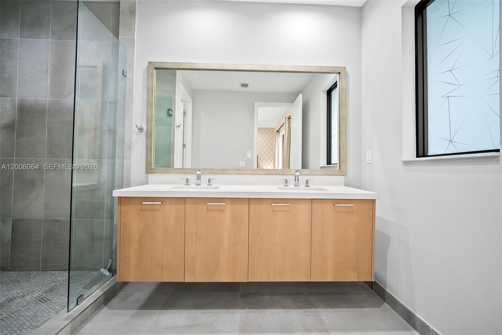 CANARIAS EAST - Residential