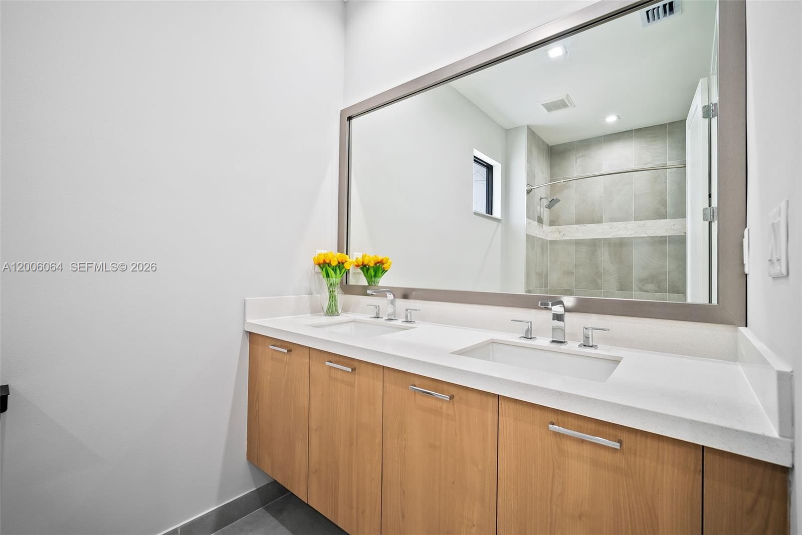 CANARIAS EAST - Residential