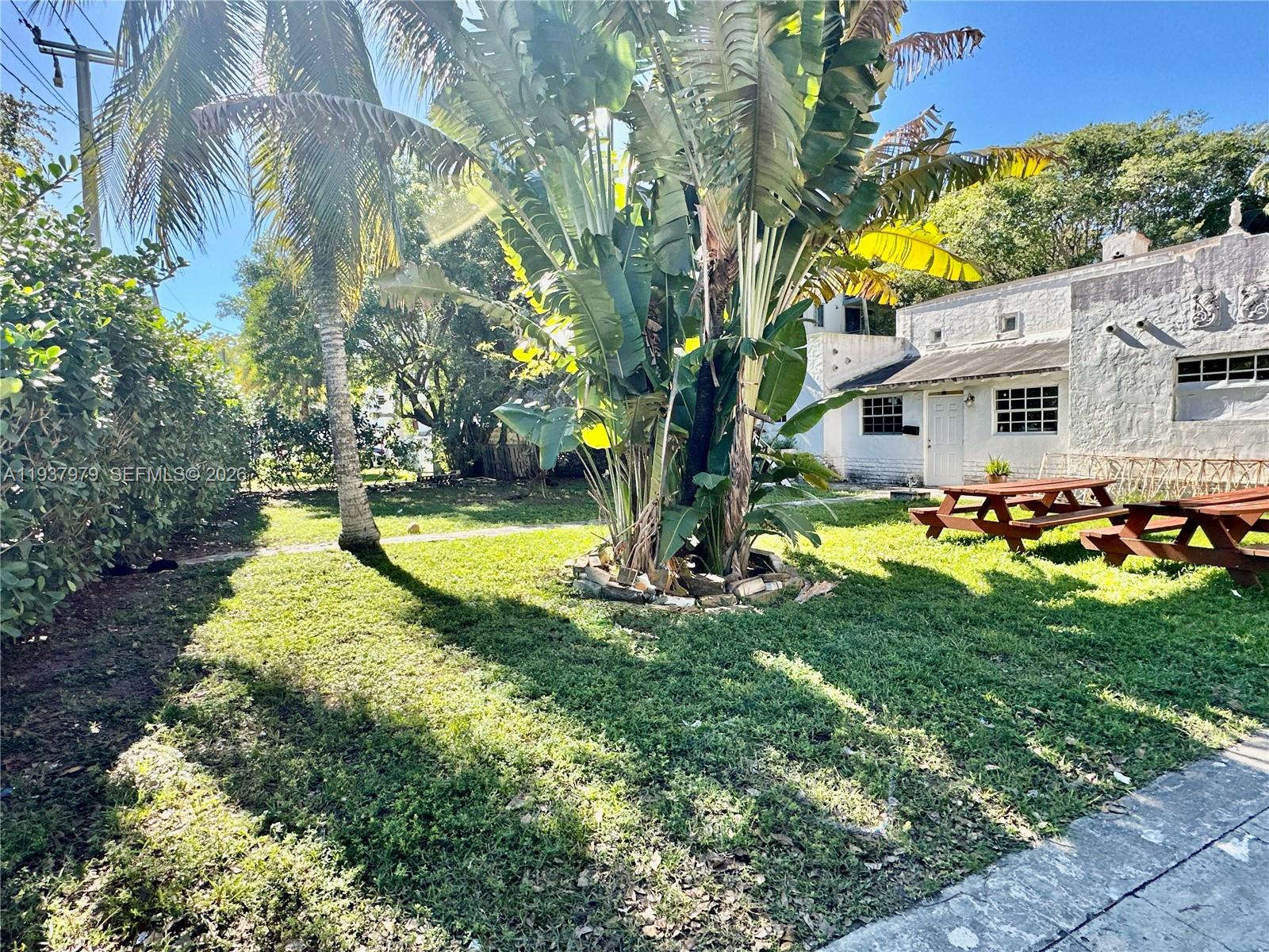 Griffing Biscyane Park Est - Residential