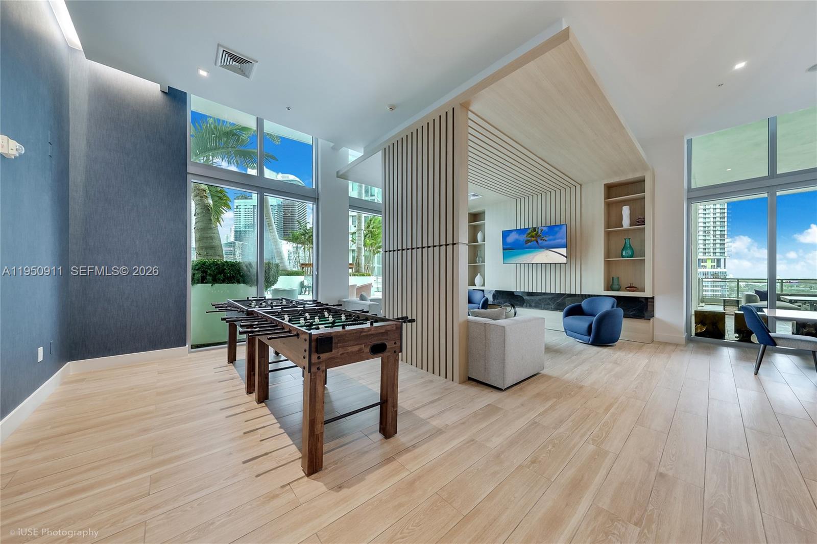 IVY CONDO - Residential