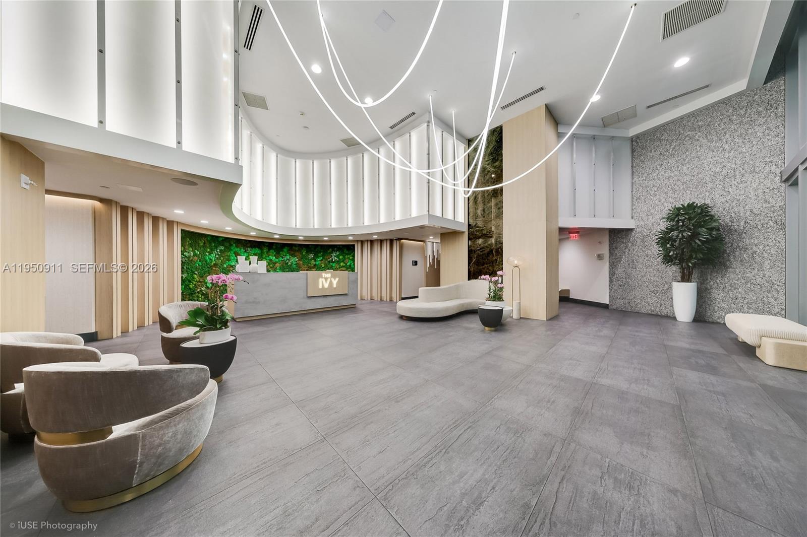 IVY CONDO - Residential