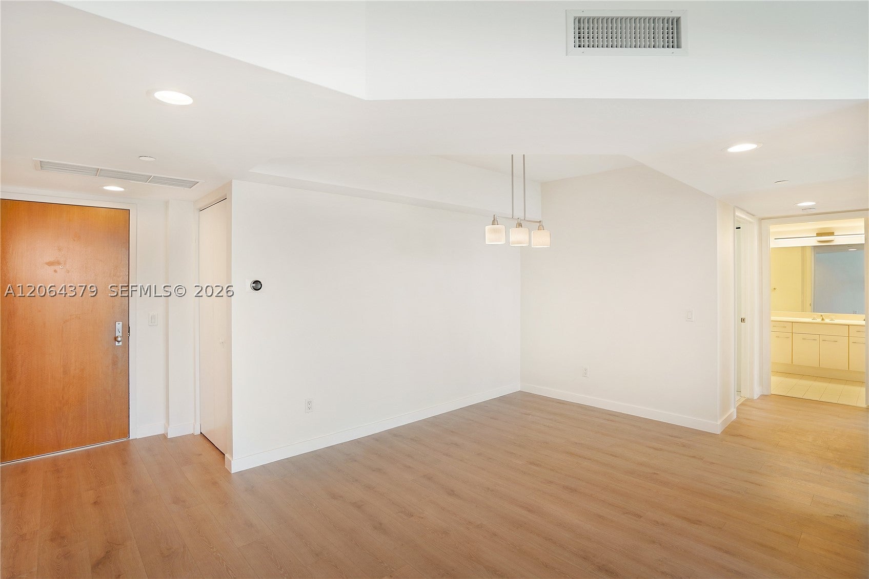 21205 Yacht Club Dr 2604