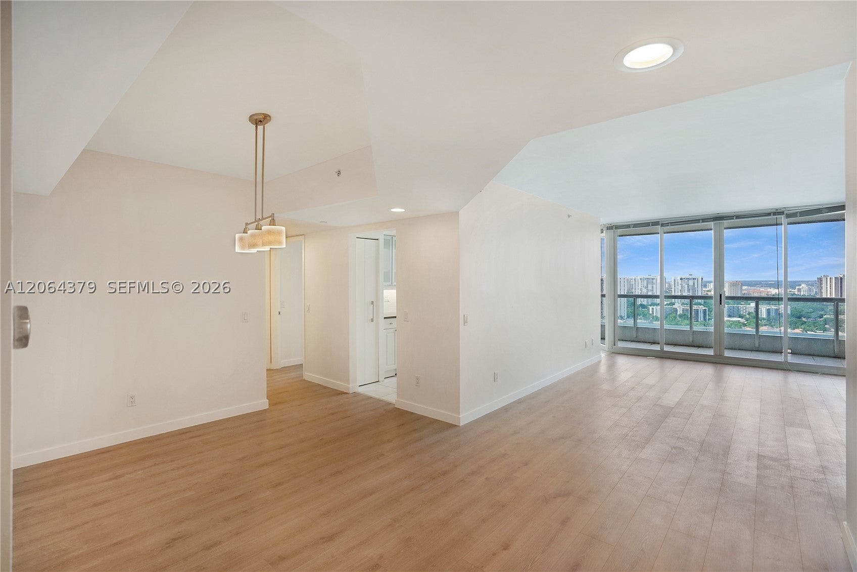 21205 Yacht Club Dr 2604