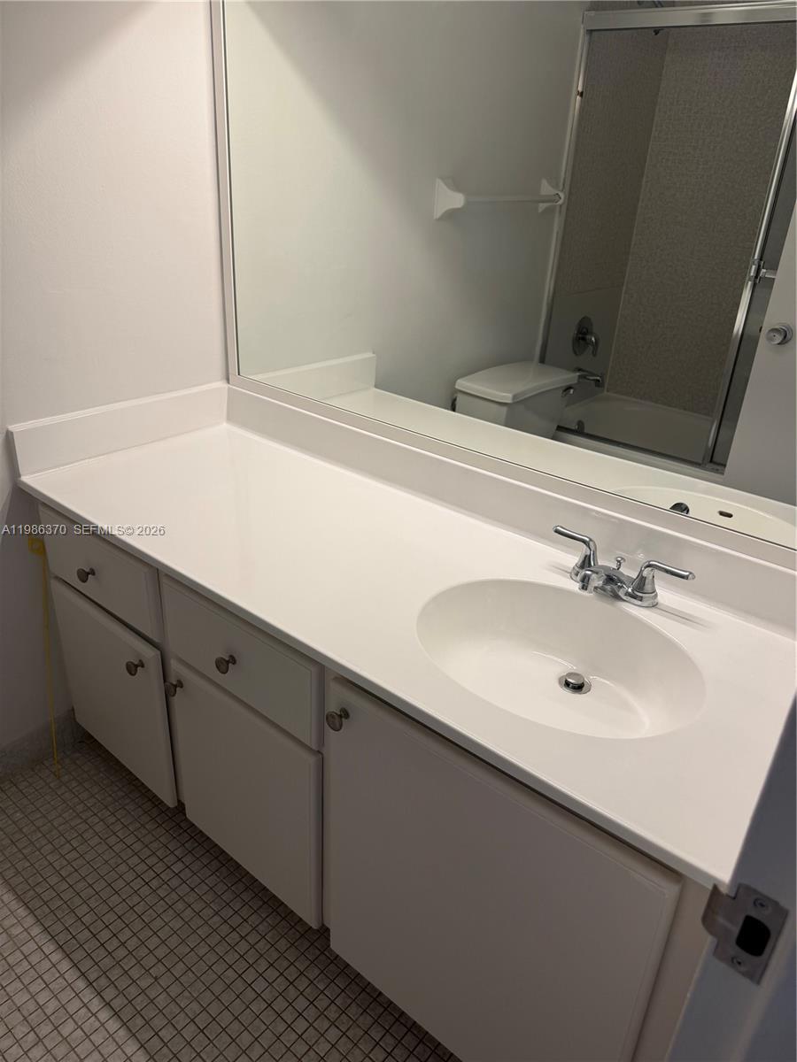 MIRADOR 1200 CONDO - Residential Lease